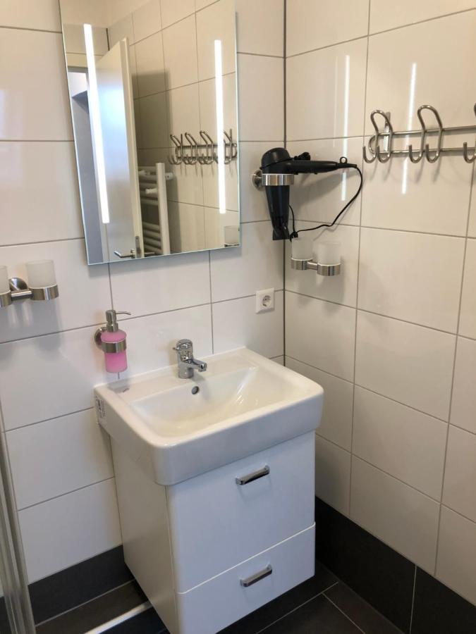 Schiller Pension Bielefeld Extérieur photo