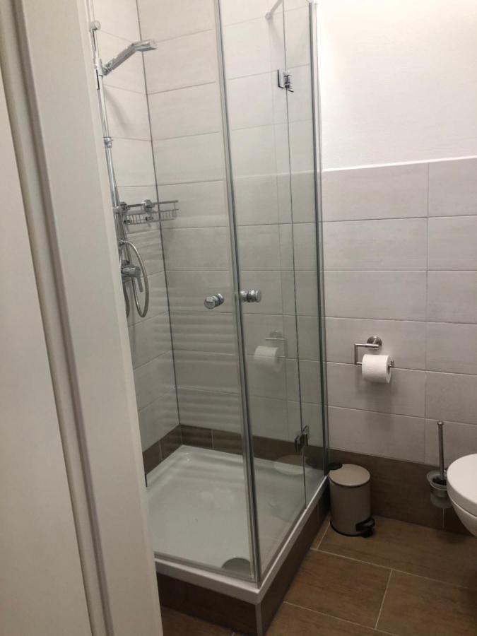 Schiller Pension Bielefeld Extérieur photo